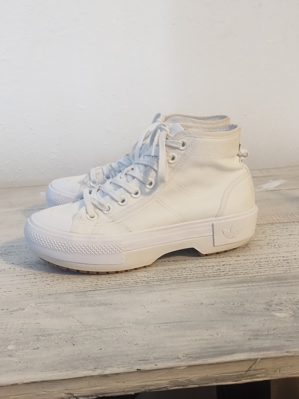 adidas Nizza Trek Shoes Women’s Size 7.5 White Canvas Platform